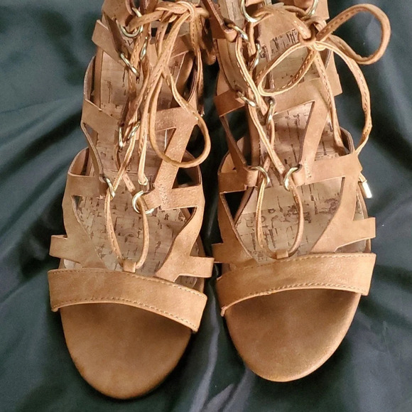 Guess Womens Lace up Block Heel Sandals - Picture 3 of 9
